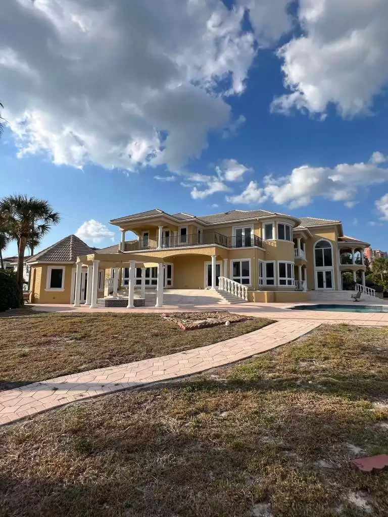 WhatsApp Image 2025-10-23 at 16.53.36